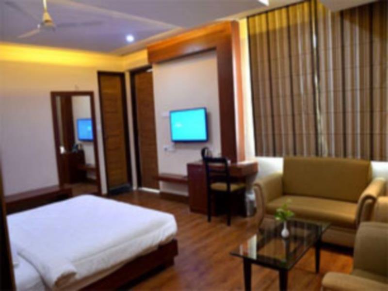 Capital O 4535 Hotel Uma Palace Varanasi Exterior photo